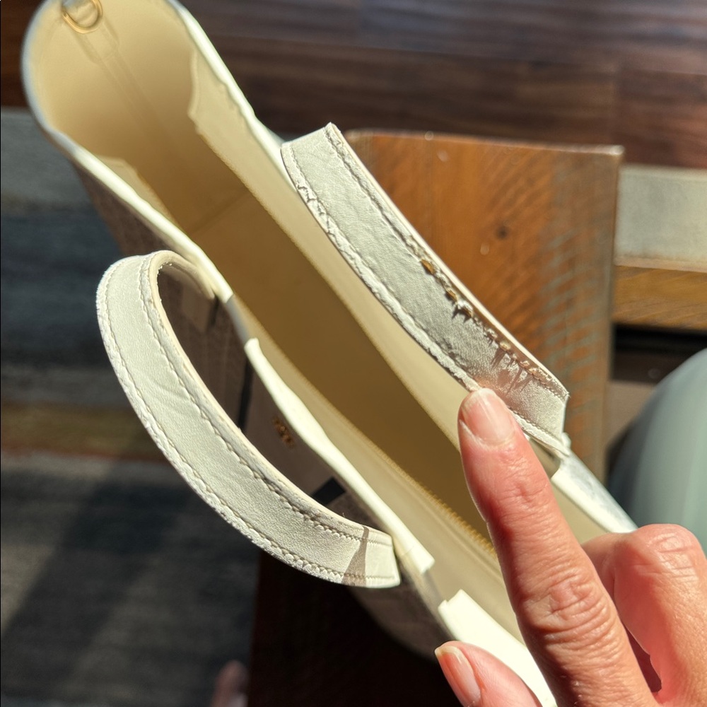 Tory Burch Gemini Link Tote - Picture 12 of 14